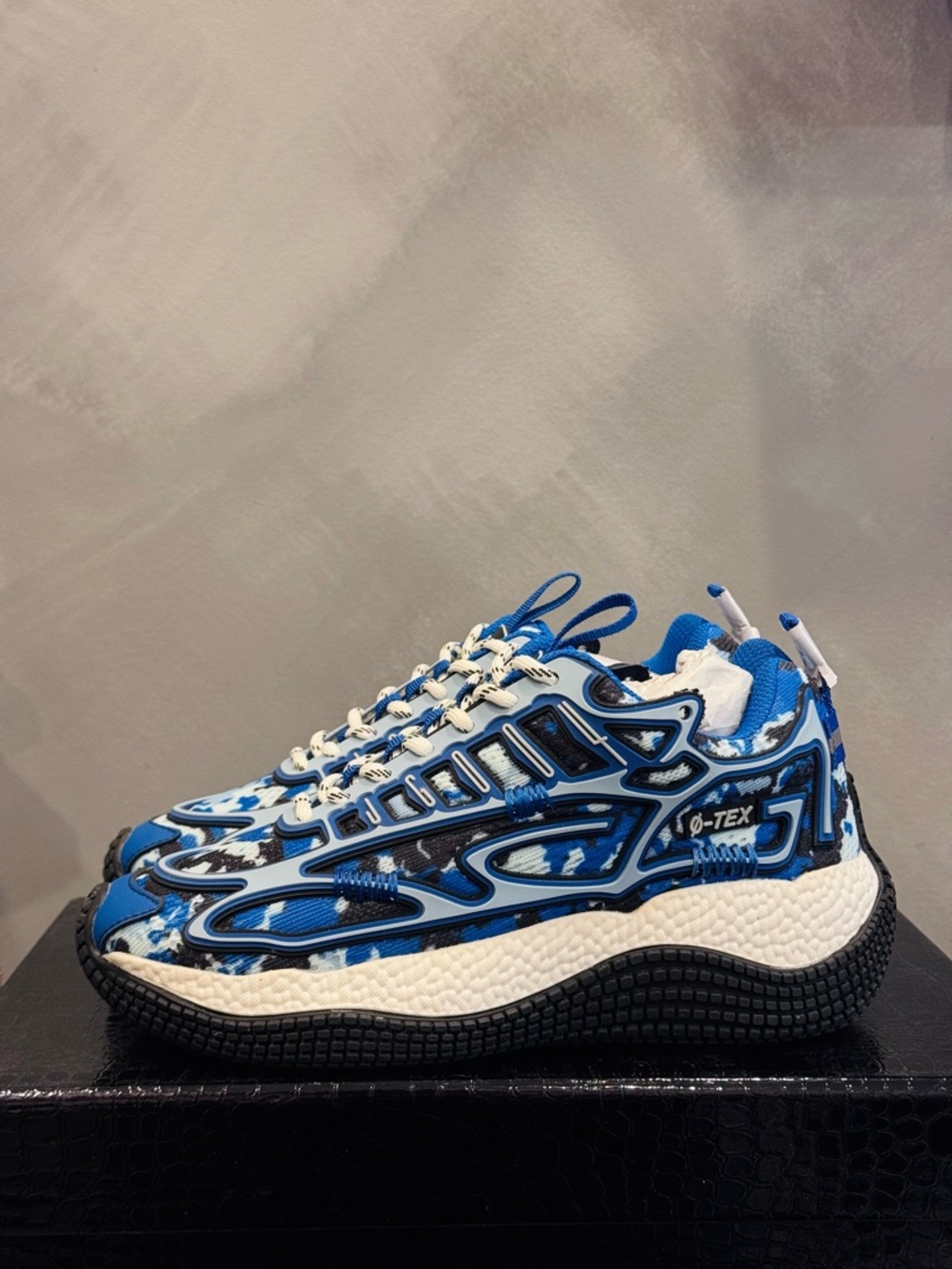 John Geiger 004 Arctic Blue sz 5 DS! - Picture 4 of 6